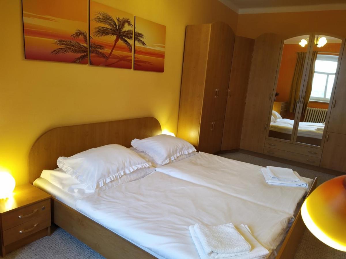 Apartmany Zatec Exteriör bild